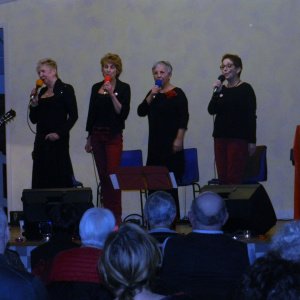 Les chanteurs en pleine action